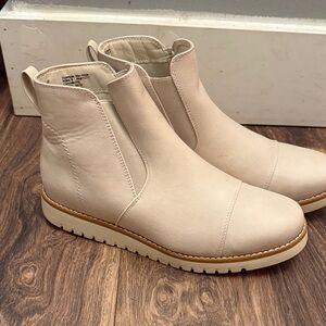 Sonoma Cream Ankle Ortholite Eco Booties
